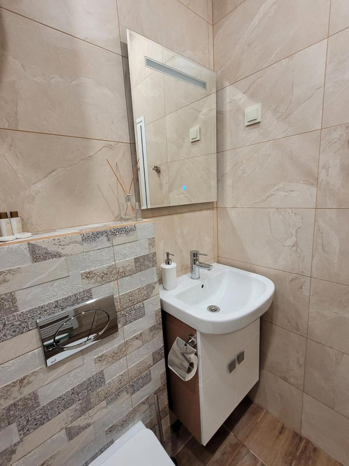קיוסטנדיל The House - Central Boutique Apartments מראה חיצוני תמונה